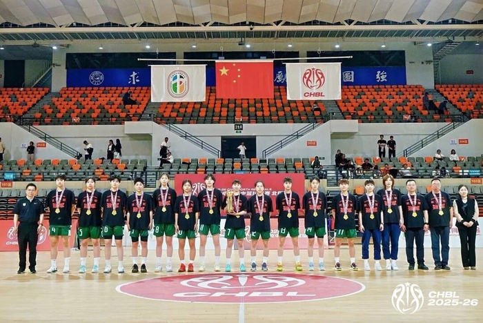 星空-长春著名中学女篮夺冠，直通全国总决赛|总冠军|中国女篮|校园|篮球|北区_新浪体育_新浪新闻